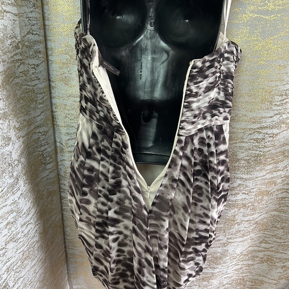 BCBGMAXAZRIA Black/Grey One Shoulder Silk Tulip Dress Size8 - Picture 8 of 16